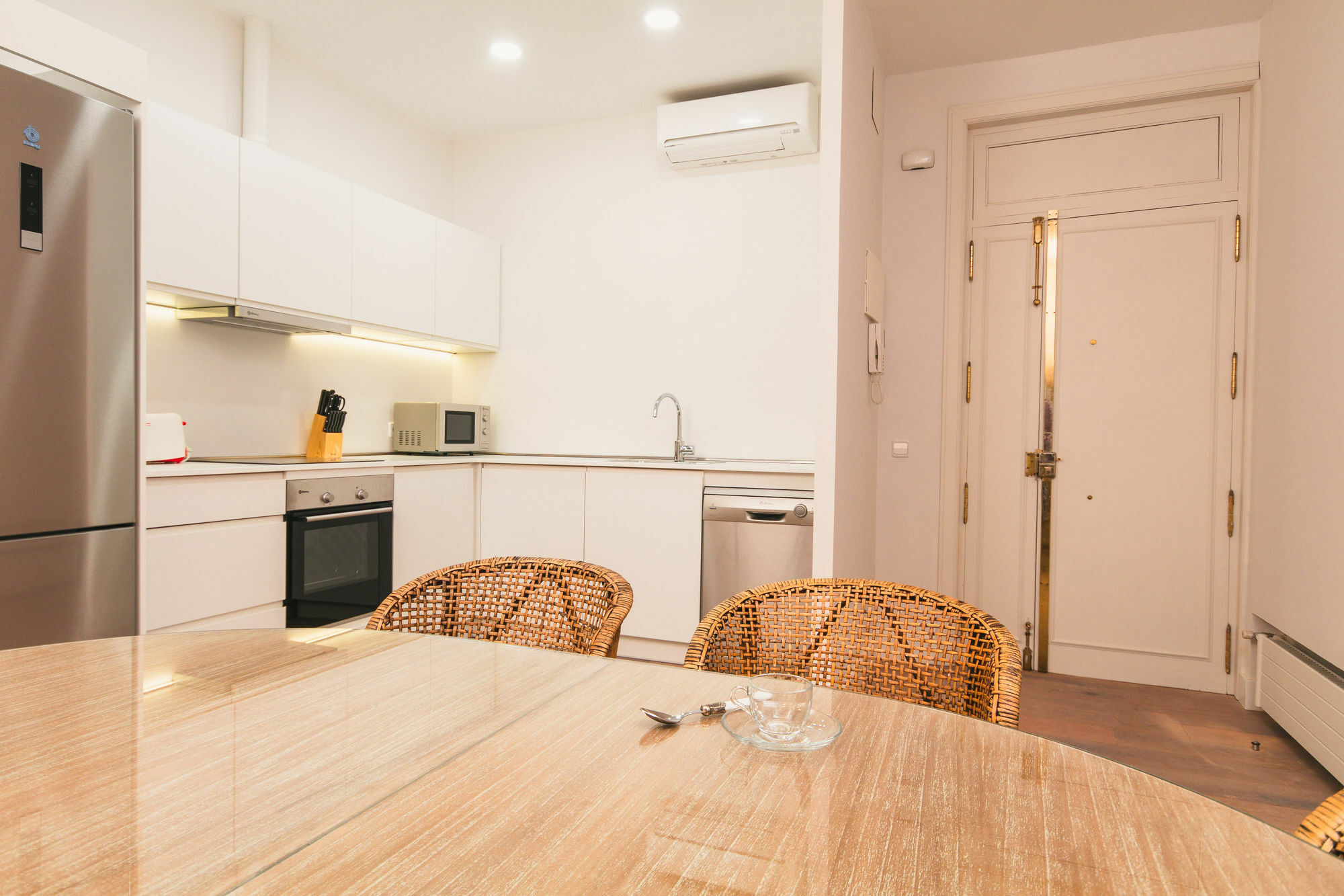 شقة Pyr Select Plaza Santa Ana مدريد المظهر الخارجي الصورة